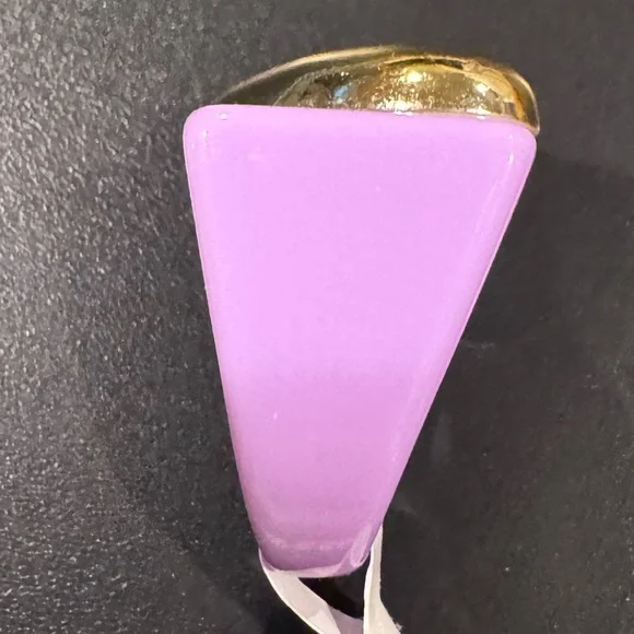 Purple Resin Heart Ring w/ Gold Tone Heart – Size 6 Statement Ring - Picture 7 of 16